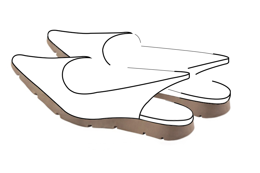 3&frasl;4 inch / 2 cm high rubber soles at the back. Front view - Florence KOOIJMAN